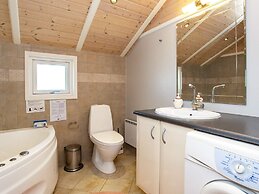 6 Person Holiday Home in Vaeggerlose