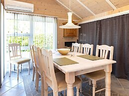 6 Person Holiday Home in Vaeggerlose