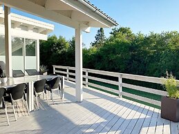 10 Person Holiday Home in Juelsminde-by Traum
