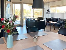 10 Person Holiday Home in Juelsminde-by Traum