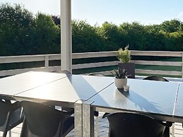 10 Person Holiday Home in Juelsminde-by Traum