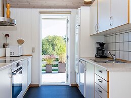 10 Person Holiday Home in Juelsminde-by Traum