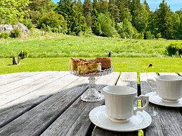 4 Person Holiday Home in Fargelanda-by Traum