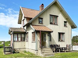 4 Person Holiday Home in Fargelanda-by Traum
