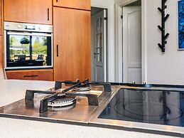 6 Person Holiday Home in Vaeggerlose