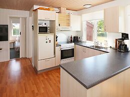 6 Person Holiday Home in Hadsund