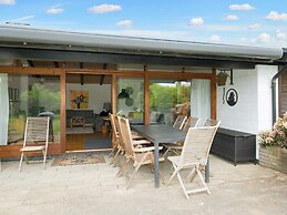 6 Person Holiday Home in Dronningmolle