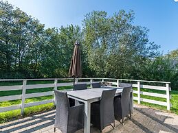 6 Person Holiday Home in Hemmet