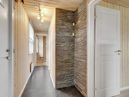 6 Person Holiday Home in Hemmet