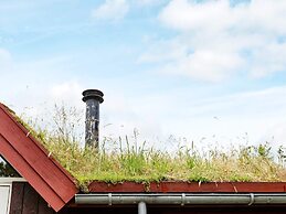 6 Person Holiday Home in Roslev