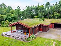 6 Person Holiday Home in Roslev
