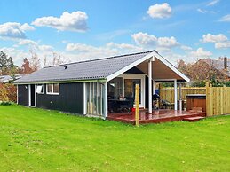 4 Star Holiday Home in Vaeggerlose
