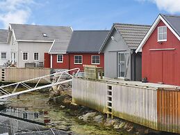 6 Person Holiday Home in Bud