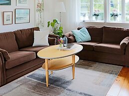 6 Person Holiday Home in Mellbystrand-by Traum