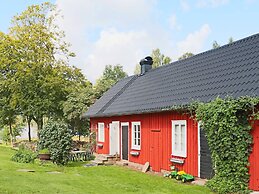 4 Person Holiday Home in Unnaryd-by Traum