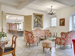 5 Star Holiday Home in Spottrup