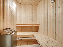 5 Star Holiday Home in Spottrup