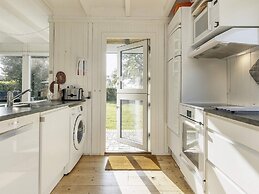 5 Person Holiday Home in Stubbekobing