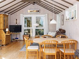 6 Person Holiday Home in Glesborg