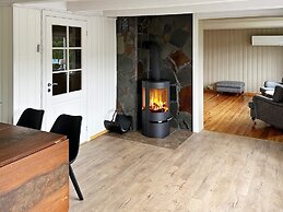 10 Person Holiday Home in Snillfjord-by Traum