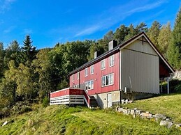 10 Person Holiday Home in Snillfjord-by Traum