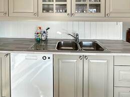 10 Person Holiday Home in Snillfjord-by Traum