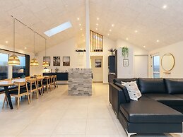 5 Star Holiday Home in Lokken