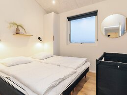 5 Star Holiday Home in Lokken