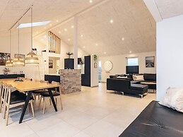 5 Star Holiday Home in Lokken