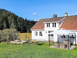 5 Person Holiday Home in Grimstad-by Traum