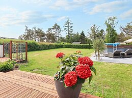 5 Star Holiday Home in Hals
