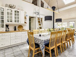 5 Star Holiday Home in Hals