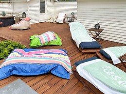 5 Star Holiday Home in Hals