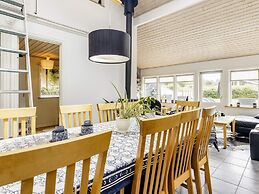5 Star Holiday Home in Hals
