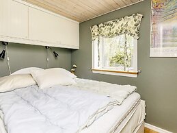 5 Star Holiday Home in Hals