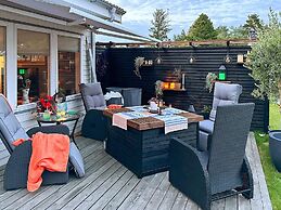 5 Star Holiday Home in Hals