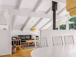 6 Person Holiday Home in Albaek