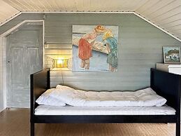 7 Person Holiday Home in Averoy-by Traum