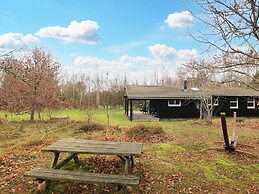 6 Person Holiday Home in Jerup