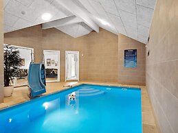 Spacious Retreat for 20 - By Traum Ferienwohnungen