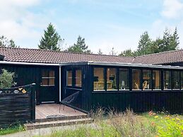 8 Person Holiday Home in Oksbol