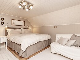 10 Person Holiday Home in Albaek