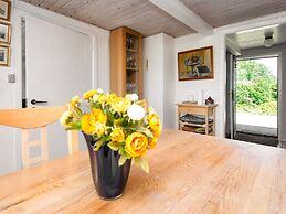 6 Person Holiday Home in Ringkobing