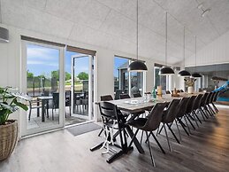 Spacious Retreat Near Beach - By Traum Ferienwohnungen