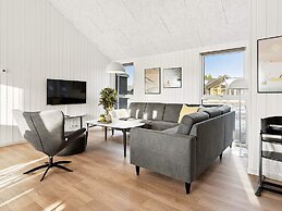 Spacious Retreat Near Beach - By Traum Ferienwohnungen