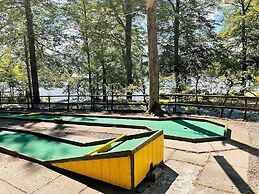 5 Star Holiday Home in Hoor-by Traum