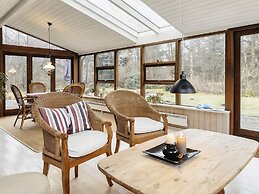 6 Person Holiday Home in Bogense
