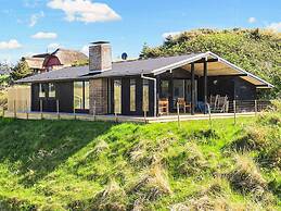 6 Person Holiday Home in Blokhus