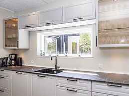 5 Star Holiday Home in Oster Assels