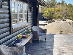 10 Person Holiday Home in Skjaerhalden